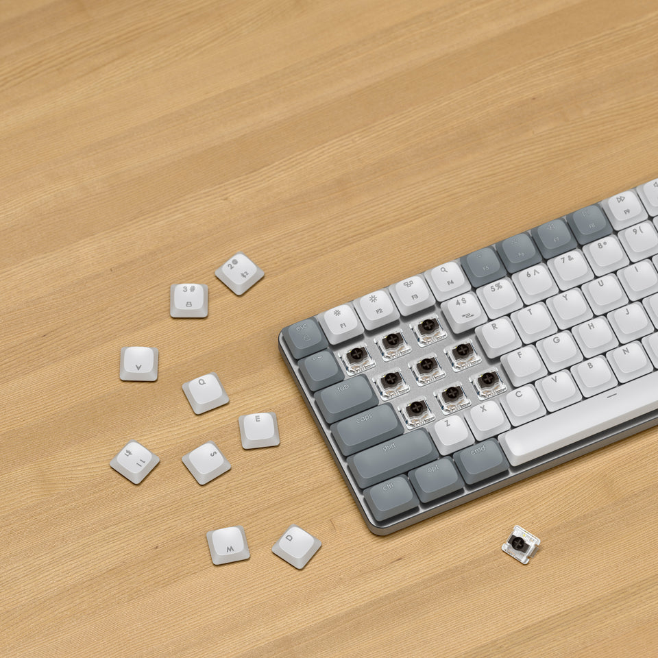Teclado Satechi SM1 Retroiluminado com Bluetooth Mecânico Slim - US - Branco e Cinza